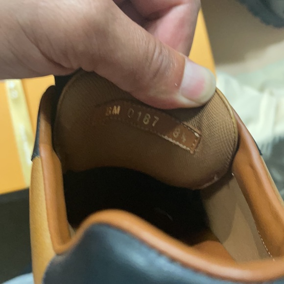 Just like new. Never worn outside - Picture 4 of 6